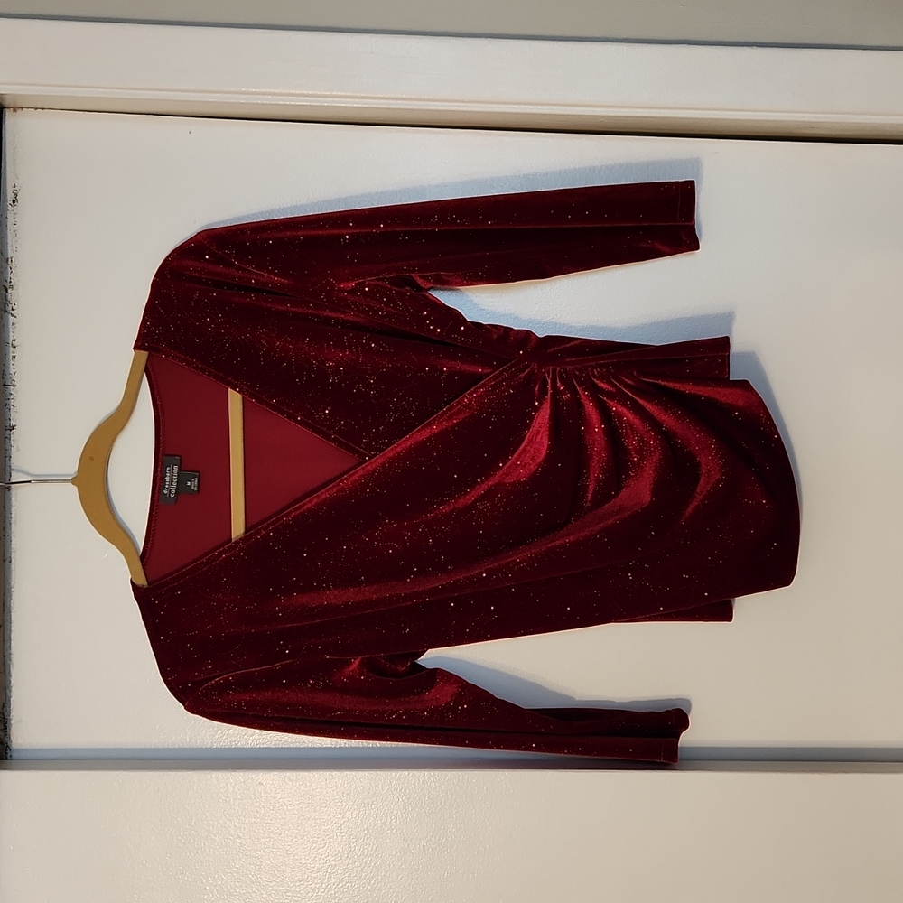 Red velvet sparkling shirt
